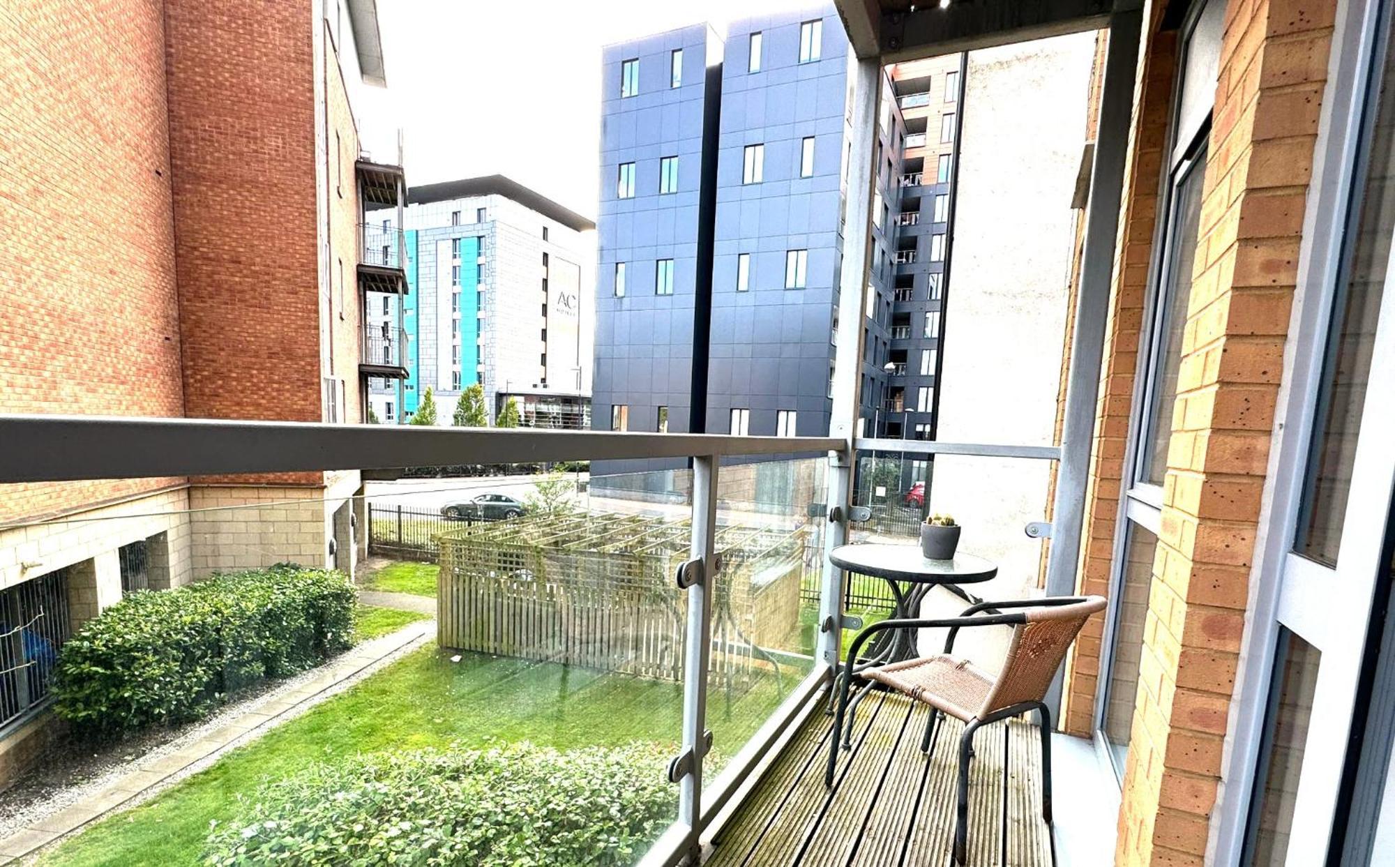 2 Bed Ensuite With Balcony And Free Onsite Secure Parking Μάντσεστερ Εξωτερικό φωτογραφία